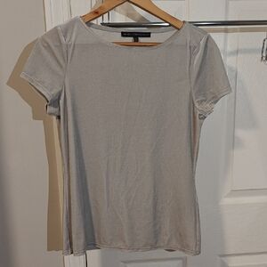 🔥 2/$10 3/$12 Black And White House Soft Gray Short Sleeve Tee